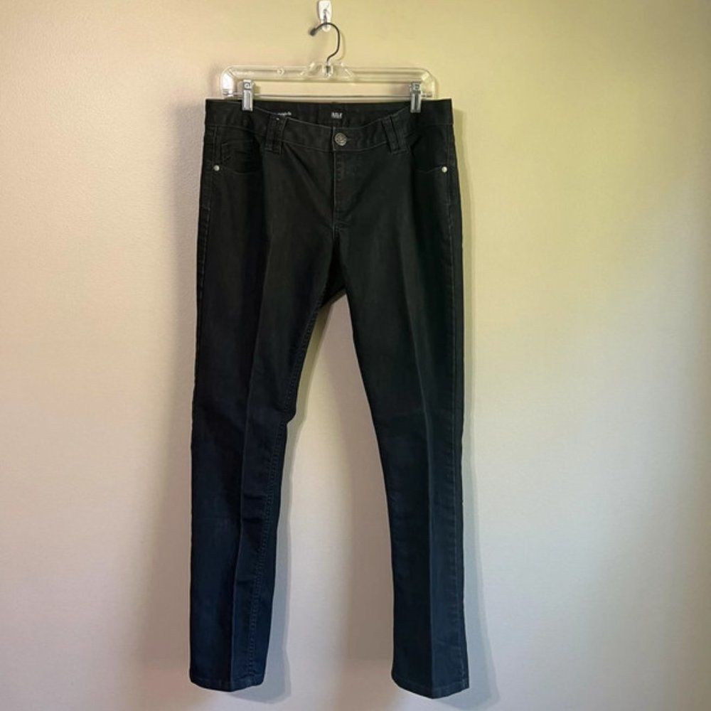 A new Approach size 12 straight fit jeans‎